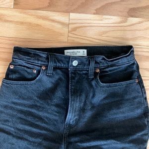 Abercrombie 90s straight ultra high rise